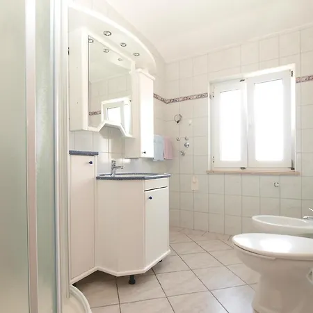 Apartment Fuer 7 Personen Ca 70 Qm In Medulin, Istrien Suedkueste Von Istrien