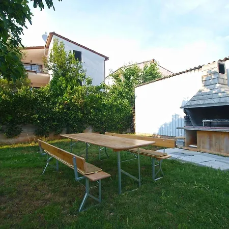 Apartment Fuer 7 Personen Ca 70 Qm In Medulin, Istrien Suedkueste Von Istrien Medulin